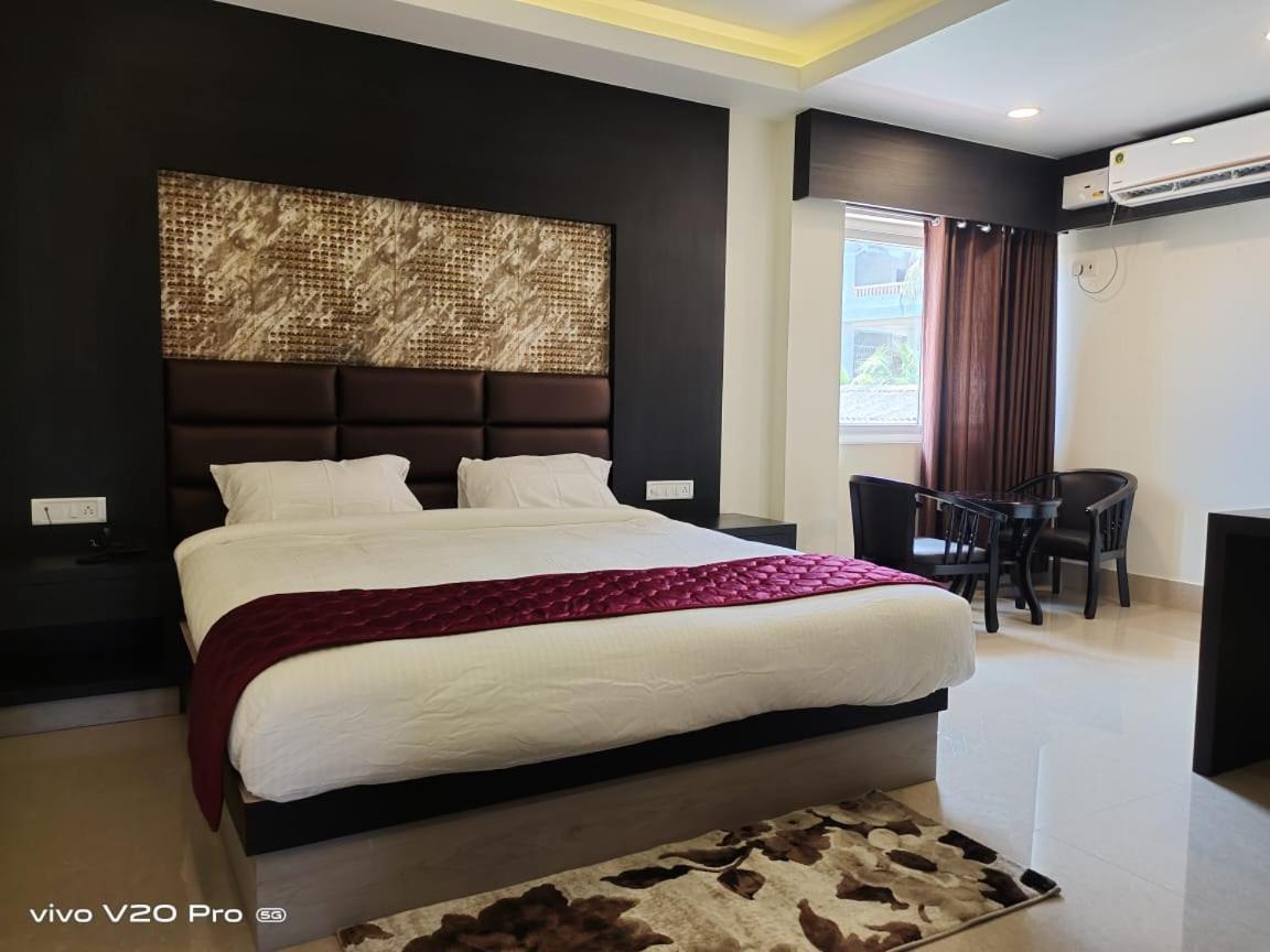 The Northern Lights Hotell Port Blair Exteriör bild