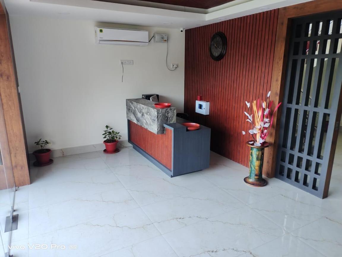 The Northern Lights Hotell Port Blair Exteriör bild
