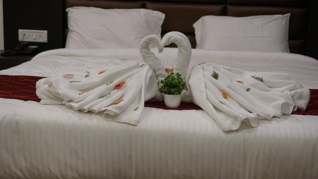 The Northern Lights Hotell Port Blair Exteriör bild